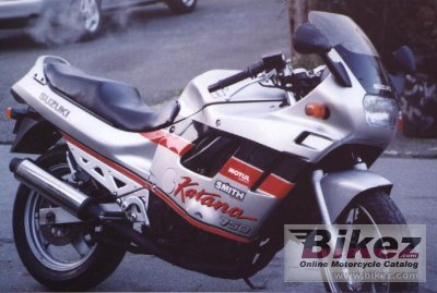 1989 Suzuki GSX 750 F photo